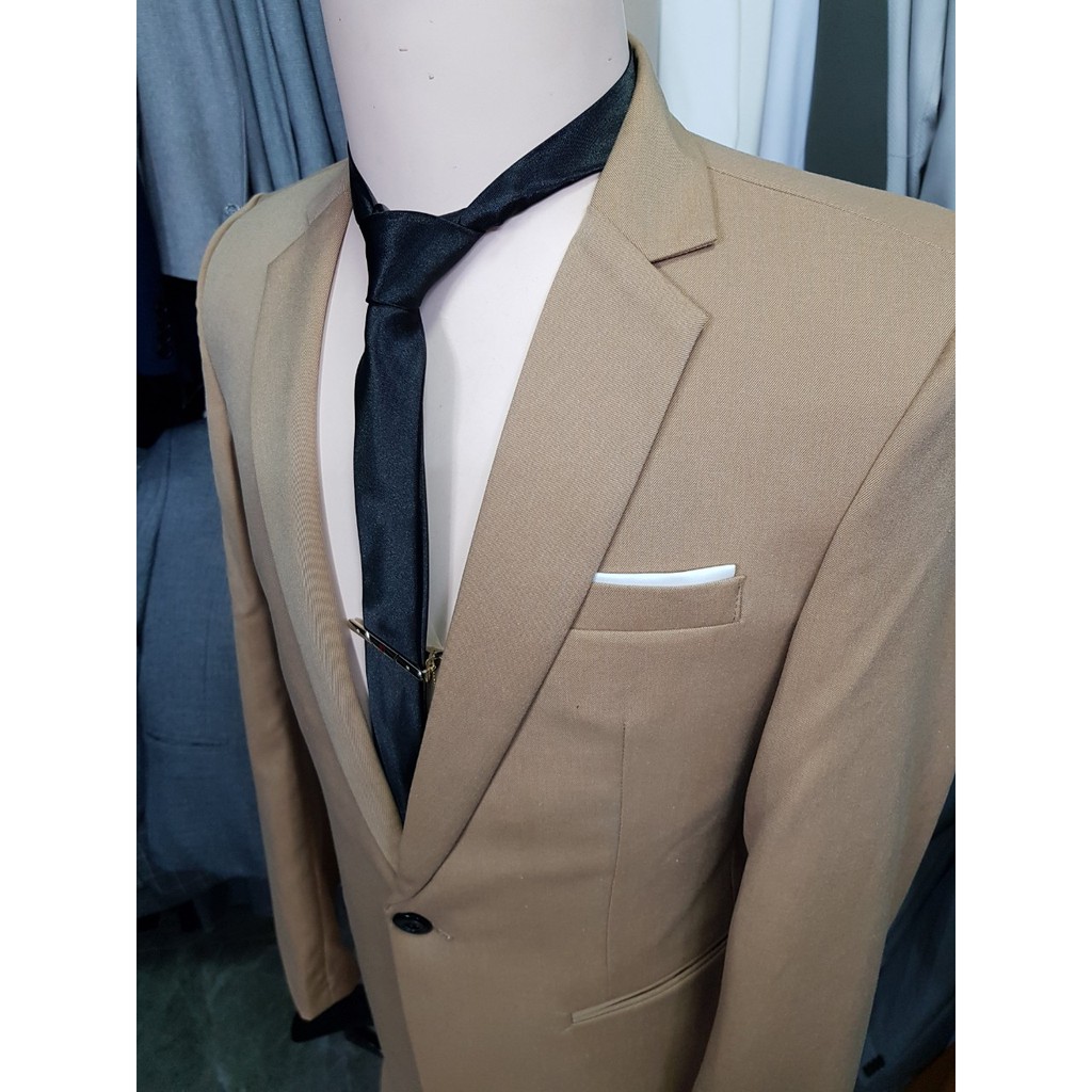 Bộ vest nam ôm body màu cà phê chất vải mềm mịn + cà vạt + kẹp