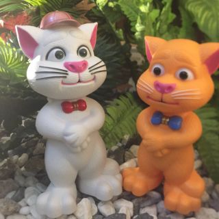 Mèo cảm ứng  thông minh