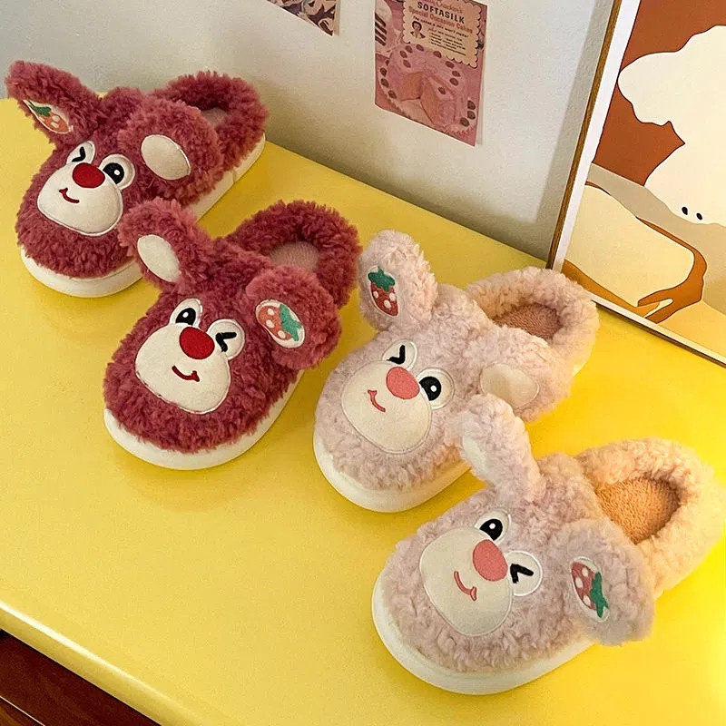 Dép cotton RENBEN đi trong nhà đế mềm chống trượt phối lông nhung họa tiết gấu dâu tây dễ thương cho nữ