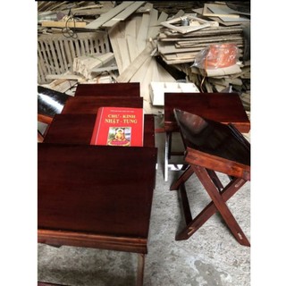 KỆ TỤNG KINH - BÀN ĐỌC SÁCH