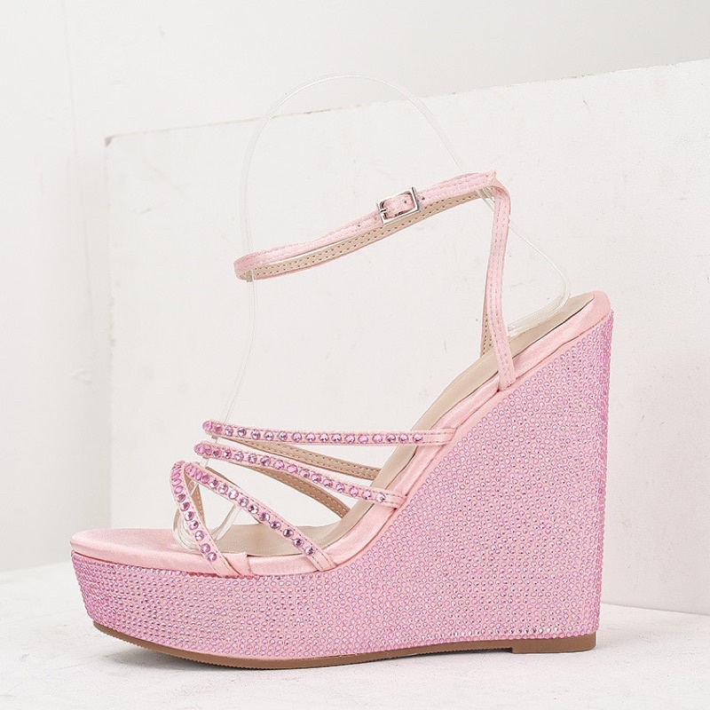 Giày đế xuồng đá cao 13,5cm