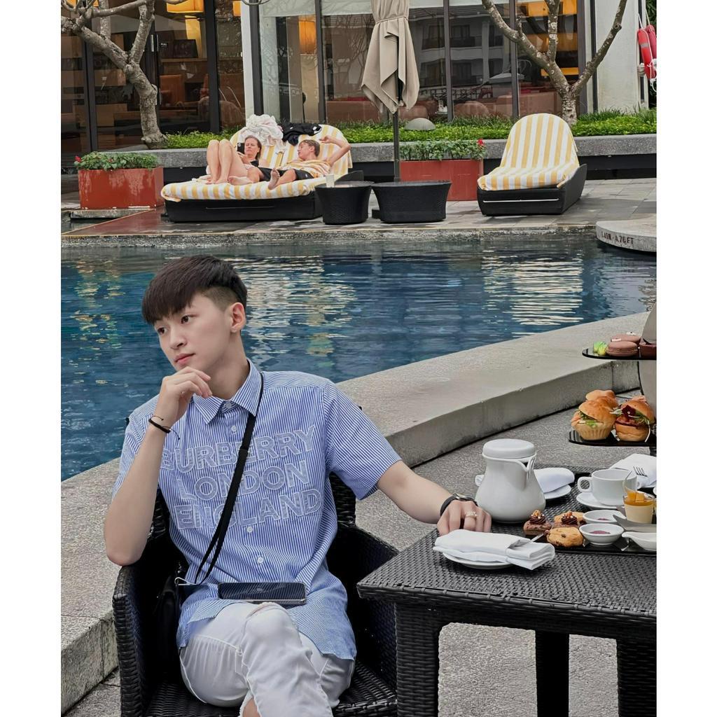 Áo Sơ Mi BURBERRY LONDON ENGLAND Dài Tay Thêu Chữ Cao Cấp