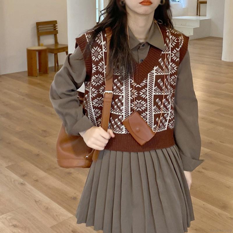 Áo len không tay cổ chữ V dáng rộng | BigBuy360 - bigbuy360.vn