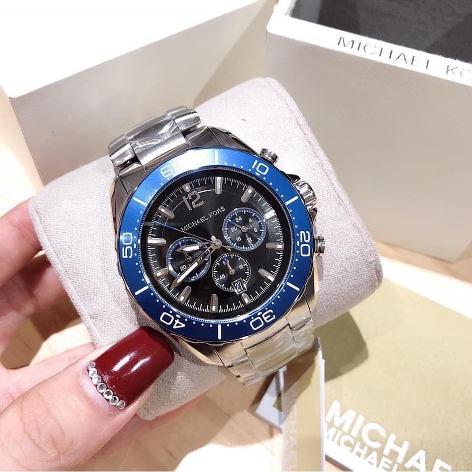 Đồng Hồ Michael Kors Nam MK8422 Chronograph Dây Kim Loại Bạc Mặt Đen 45mm