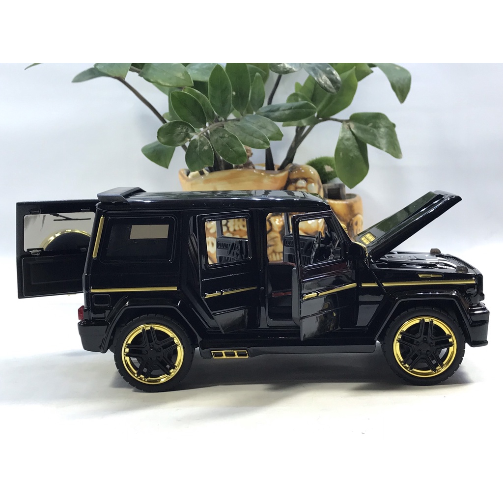 Mô hình xe ô tô Mercedes Benz G65 tỷ lệ 1:24 mới nhất
