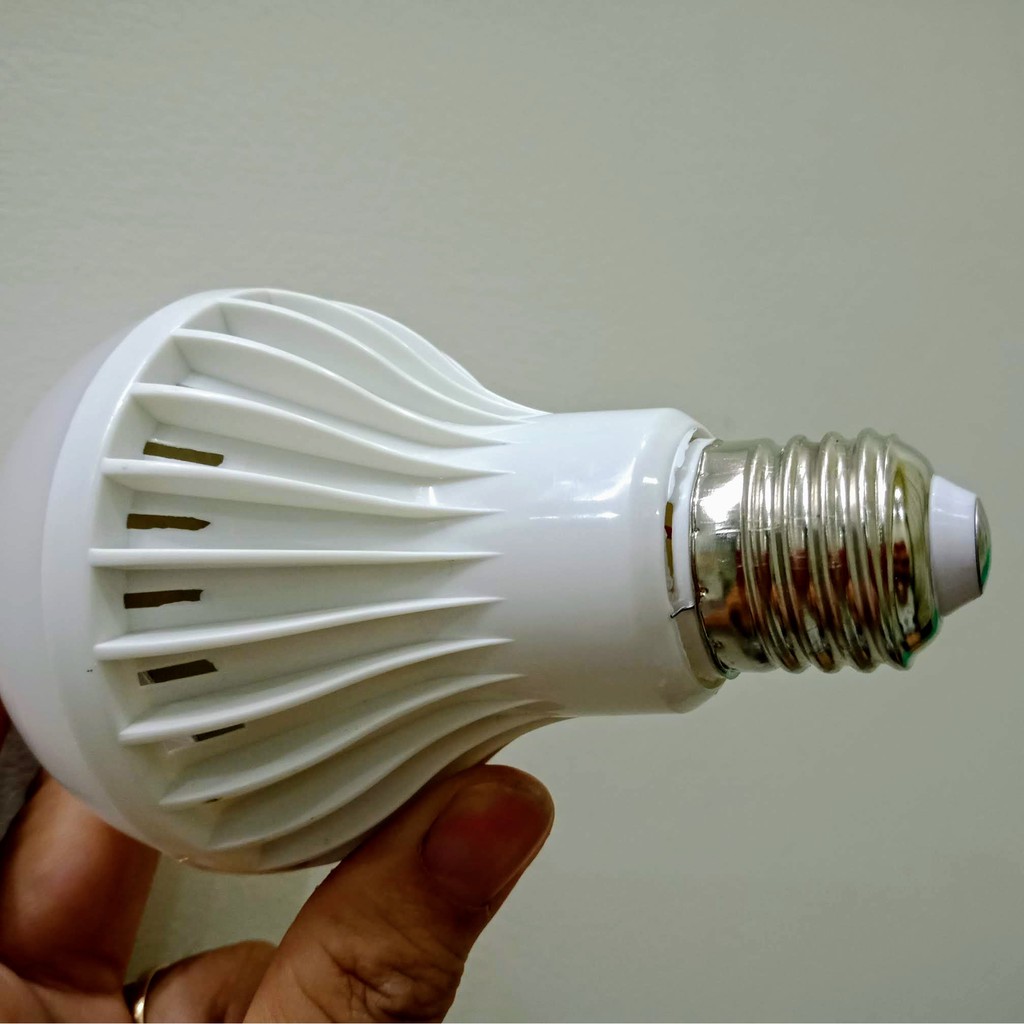 Bóng đèn Led cảm ứng thông minh 9W tự động tắt mở khi có người đến gần lúc trời tối - LED 9W hồng ngoại | BigBuy360 - bigbuy360.vn