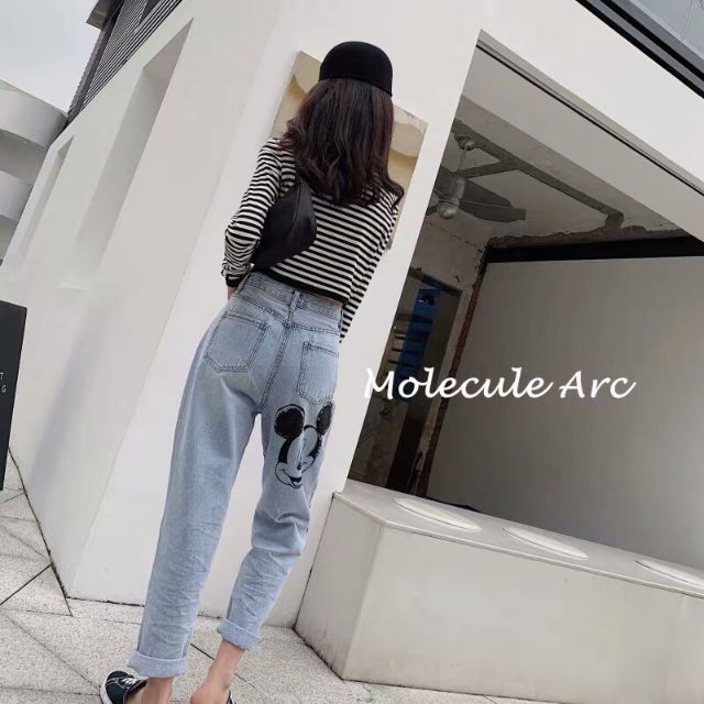 Quần baggy jean hình mickey phía sau