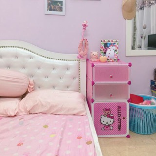 Combo tủ 3 tầng hồng cửa tháp và 2 túi đựng chăn