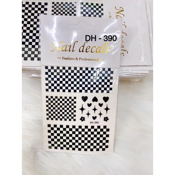 Sticker dán trang trí móng tay chân t. hiệu