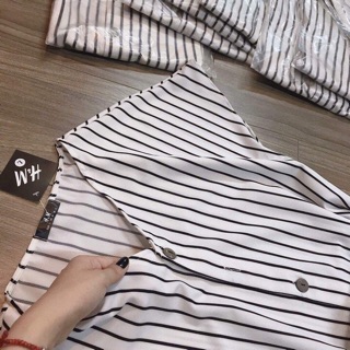 Váy trắng kẻ sọc
