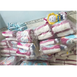 Tã dán Bobby siêu mỏng XXL56/XL62/L68/M76 (Mẫu trà xanh)