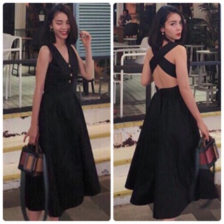 Đầm maxi đen chéo lưng