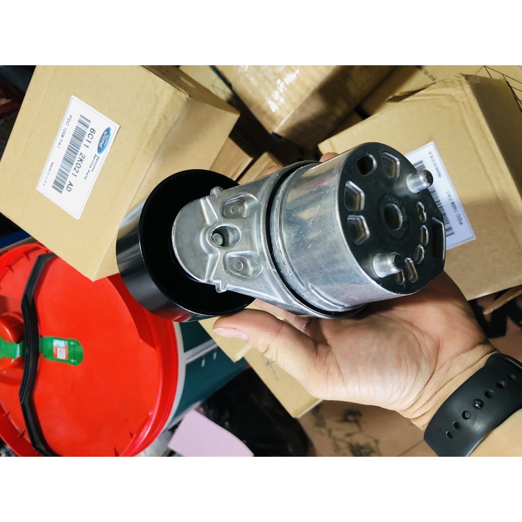 CỤM TĂNG DÂY CUROA TỔNG FORD TRANSIT 2003-2006