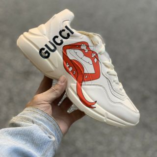 < FLASH SALE > VIDEO + ẢNH THẬT > GIÀY SNEAKER  TRẮNG THẤP CỔ ĐỎ
