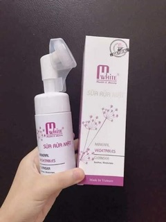 Sữa rửa mặt lycopen