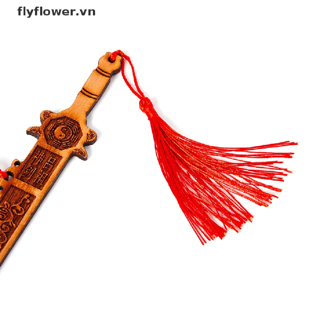Thanh Kiếm Gỗ Đào Chạm Khắc Thủ Công Phong Thủy