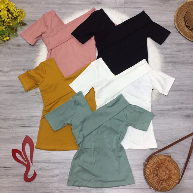 Áo thun kiểu tay ngắn phom ôm co giãn