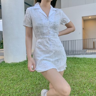 Usthebasic - Đầm nữ V-neck Floral Mini Dress
