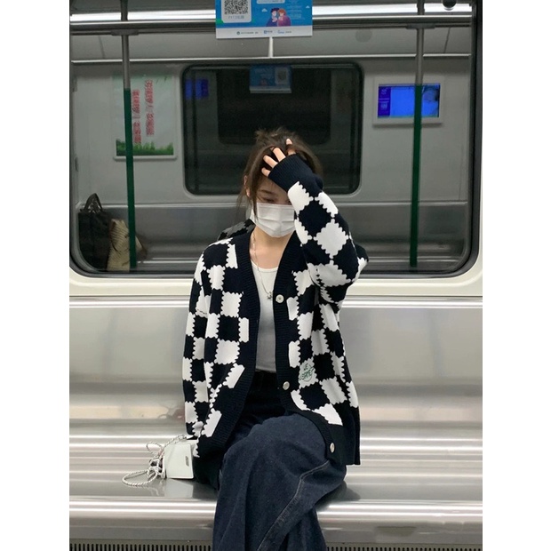 Áo len nữ dài tay cổ tròn sọc ca rô thời trang Hàn