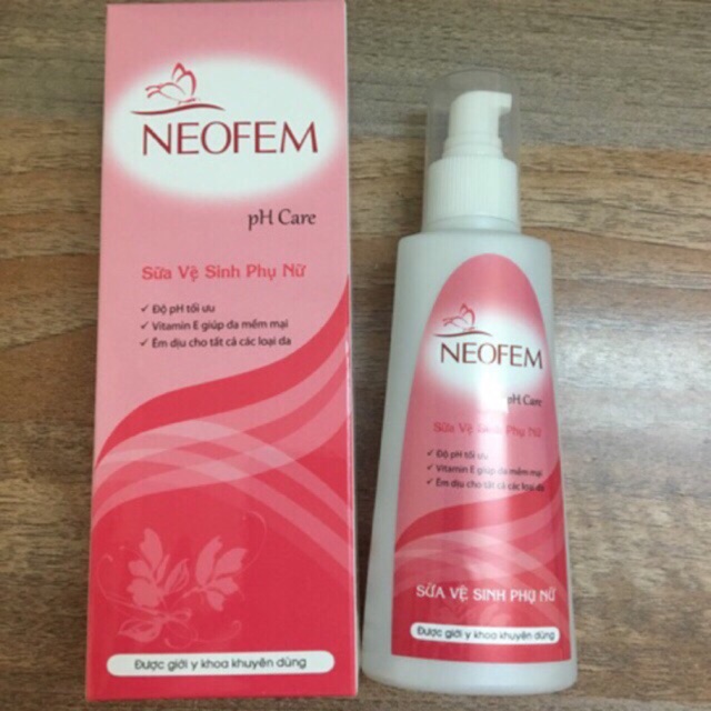 Dung dịch vệ sinh phụ nữ Neofem pH Care 150ml