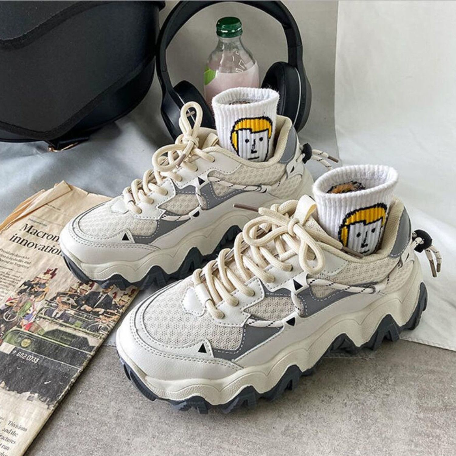 [Mã FAGREEN245 giảm 10% tối đa 30K đơn 99K] Giày Sneaker Phong Cách Hồng Kông Thiết Kế Thời Trang Năng Động 002