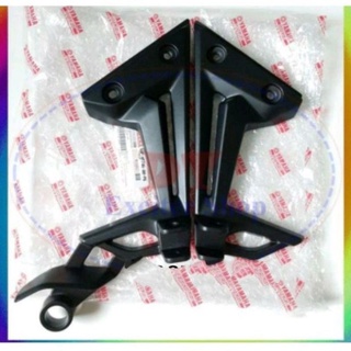 Gác chân sau exciter 135 2011/2014 chính hãng
