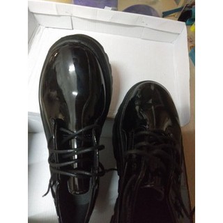 Sẵn size 36 giày bánh mỳ da bóng đế cao 5cm
