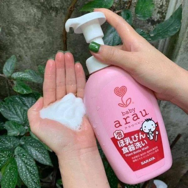 Nước rửa bình sữa Arau baby Nhật Bản