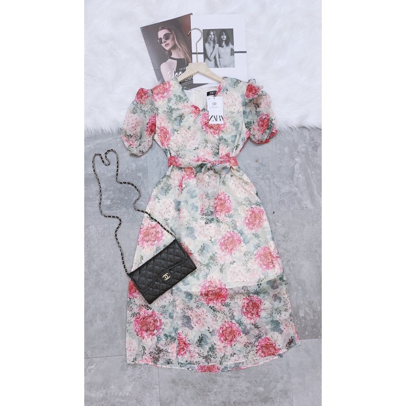 VÁY HOA TƠ HỒNG XANH CỔ V ĐAI EO CHO NỮ | BigBuy360 - bigbuy360.vn