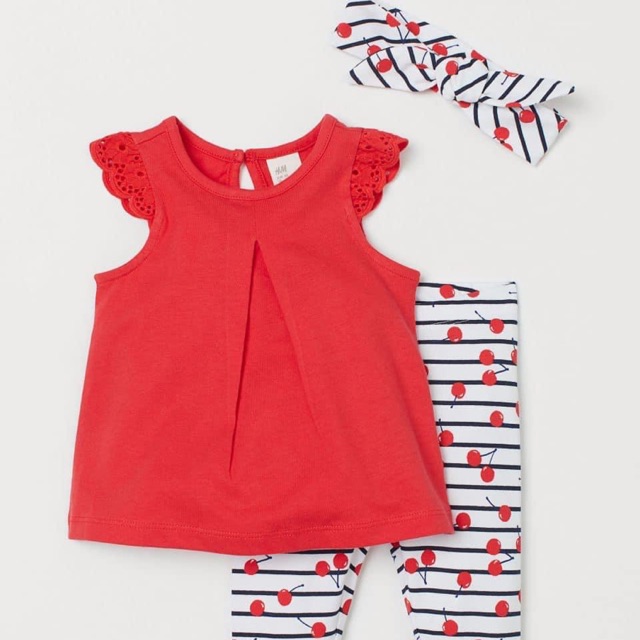 Set 3 chi tiết áo đỏ quần cherry đỏ