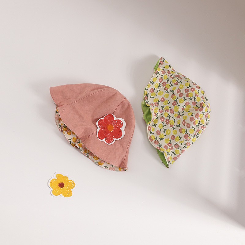 Mũ vải bé gái 2 mặt họa tiết hoa nhí, hàng Quảng Châu xịn ( vòng đầu 48-50cm )