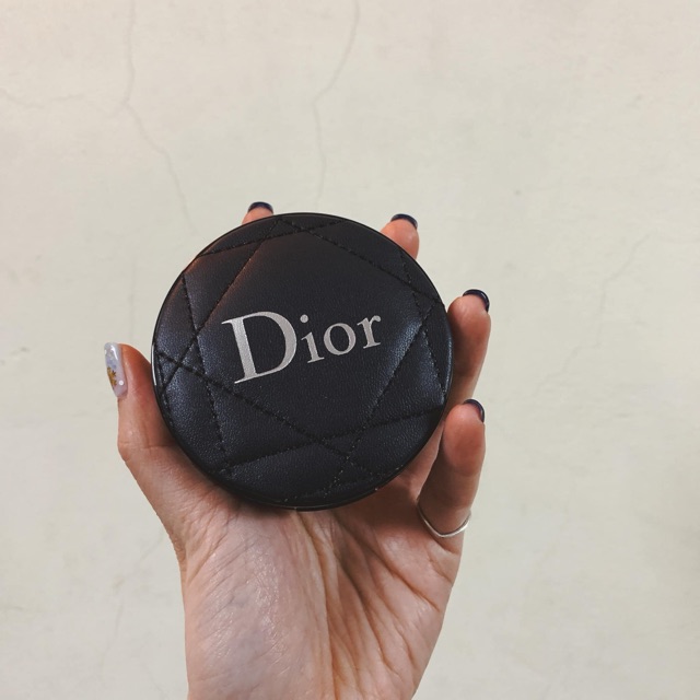 Cushion Dior vỏ da