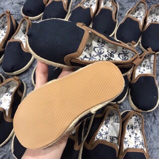 Giày slipon HM
