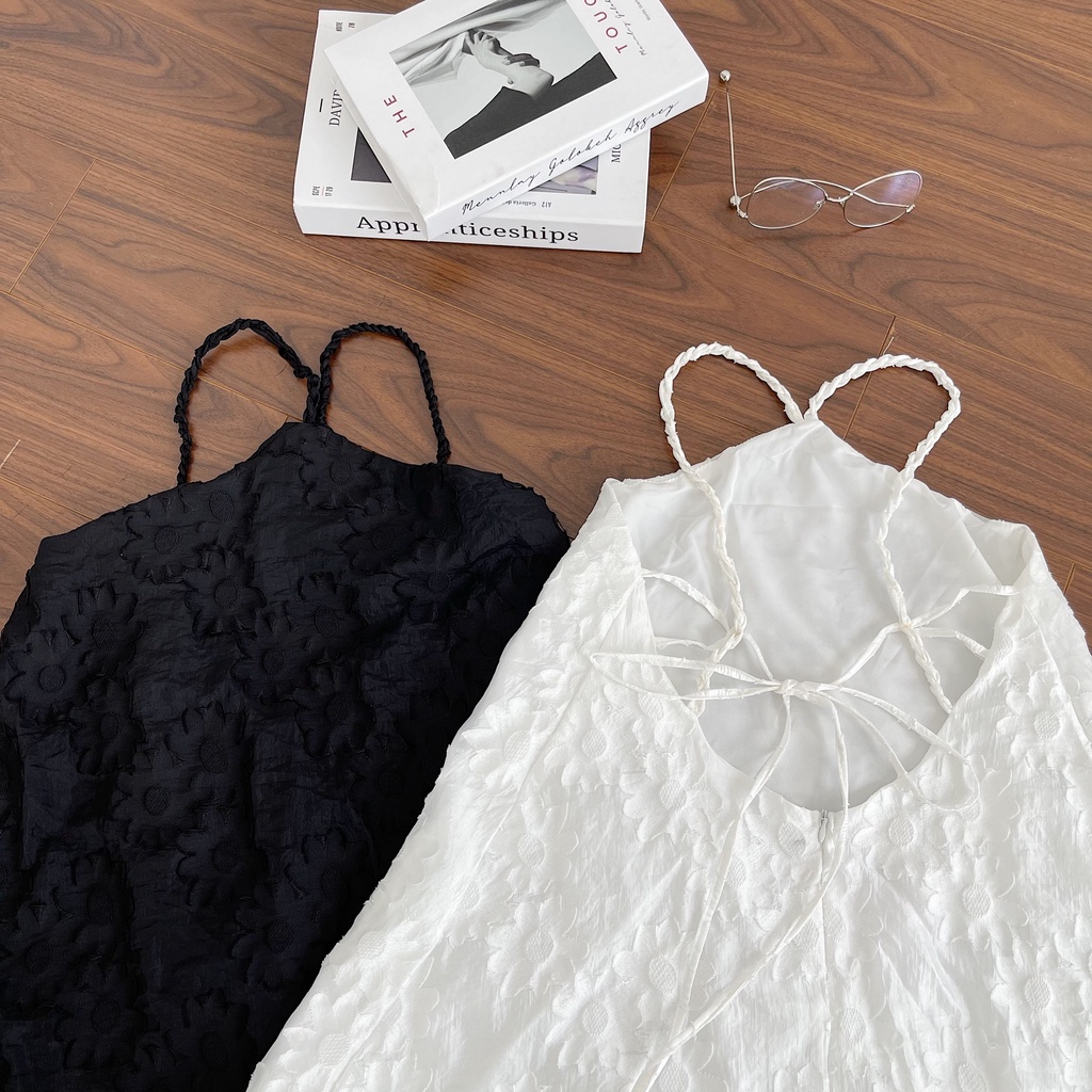 ĐẦM YẾM NỮ TÍNH CỘT NƠ LƯNG HAI MÀU TRẮNG ĐEN XINH XẮN - VANILA DRESS