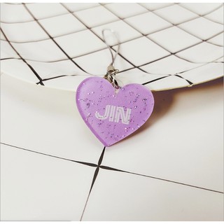 Móc treo điện thoại trái tim Bangtan