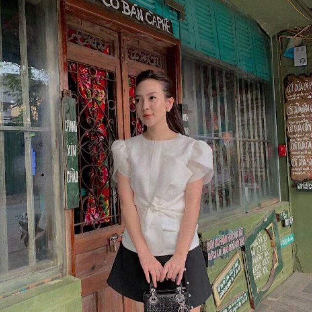 Áo thắt nơ xinh xắn