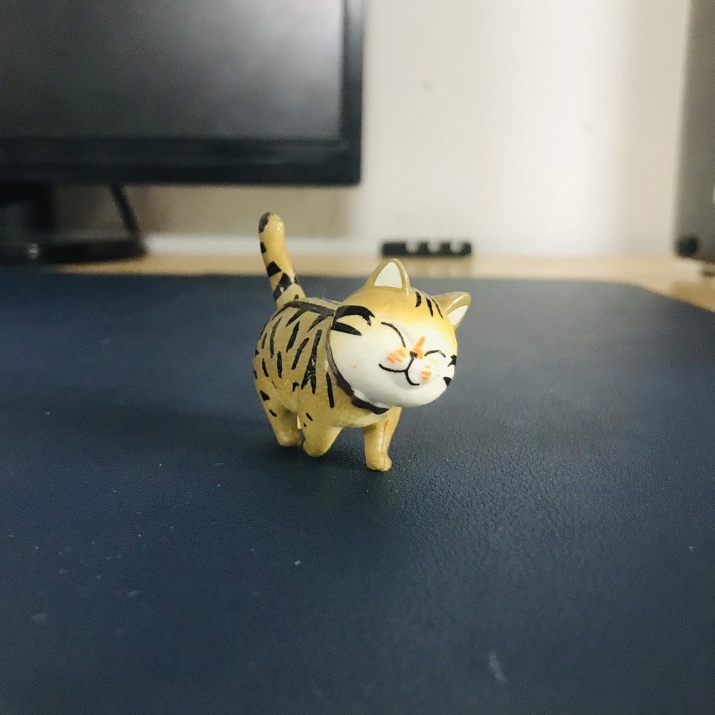 Mèo mô hình trang trí taplo xe hơi, tiểu cảnh, bàn học, bàn làm việc siêu cute Big Cat Shop