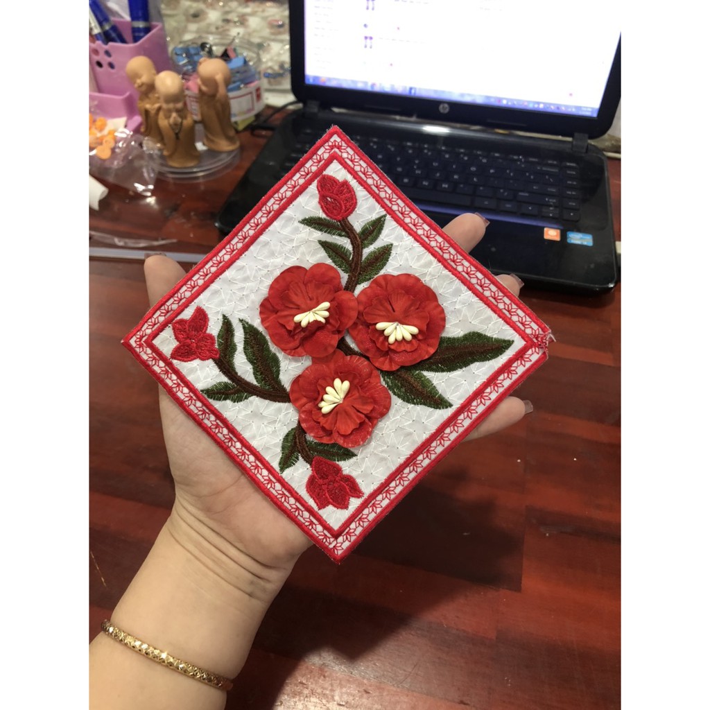 tấm vuông hoa 14cm xinh xắn