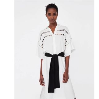 VÁY TRẮNG BUỘC EO ZARA