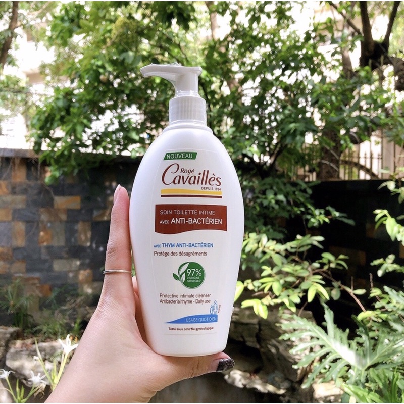 Dung dịch vệ sinh phụ nữ Cavailles 250ml
