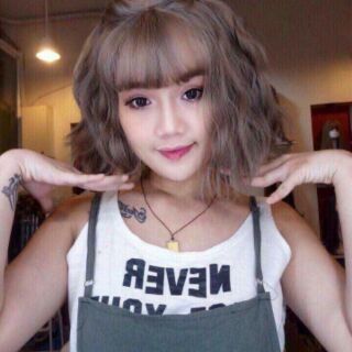 Tóc giả ngắn màu xám khói