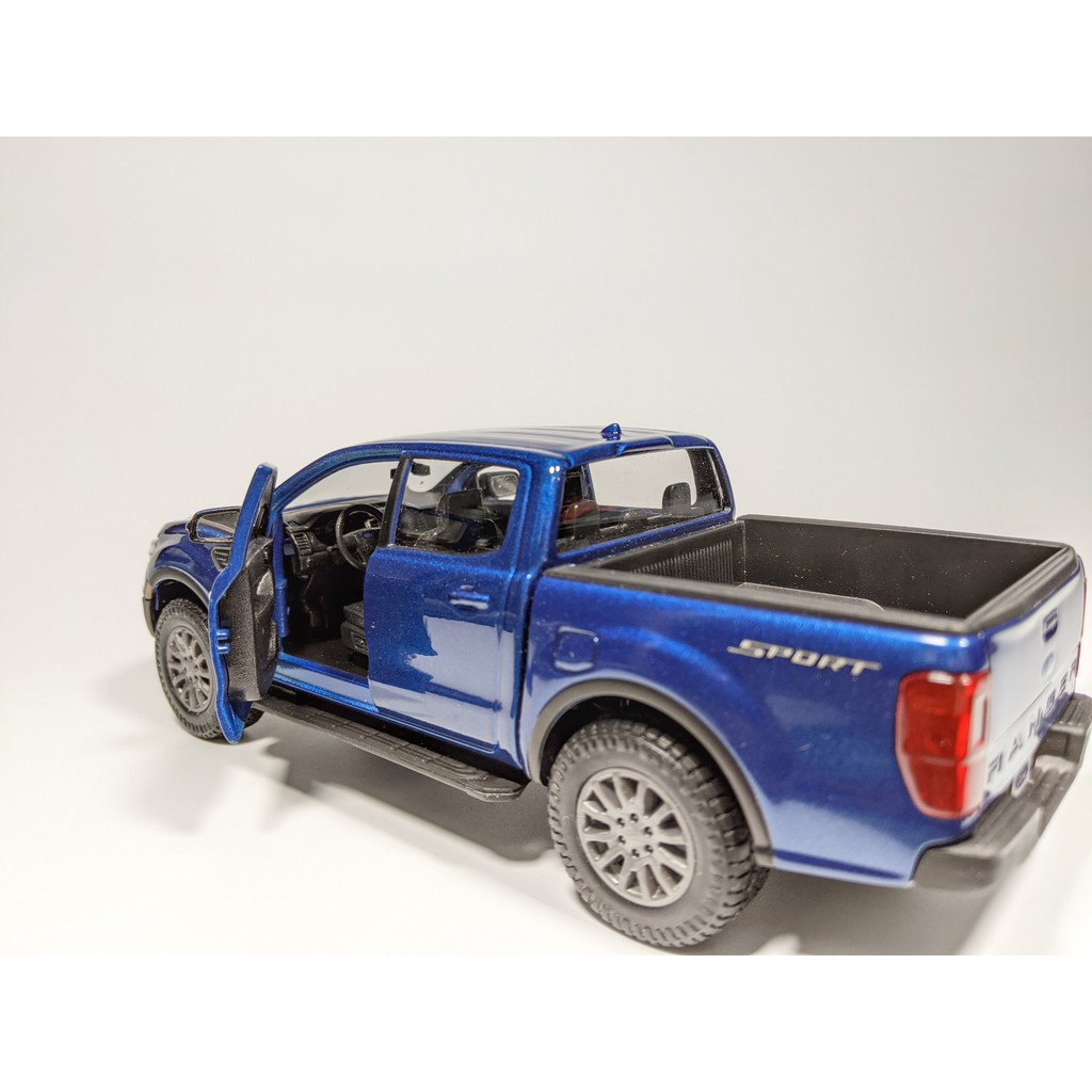 Xe mô hình Ford Ranger 2019 Tỉ lệ 1:24