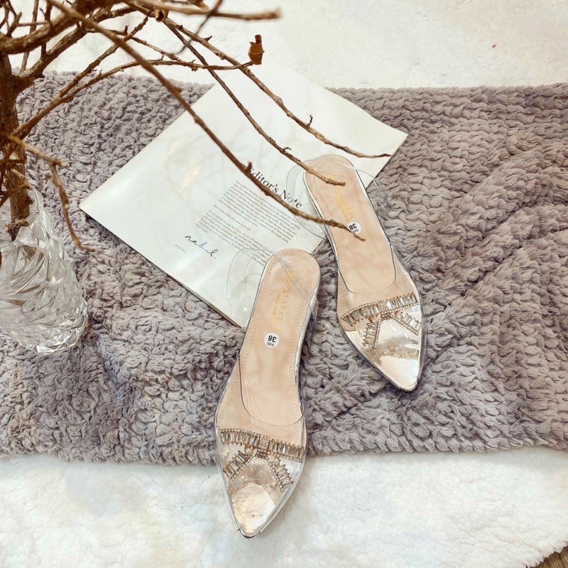 GIÀY BÚP BÊ BÍT TRONG ĐÍNH NƠ SIÊU SANG