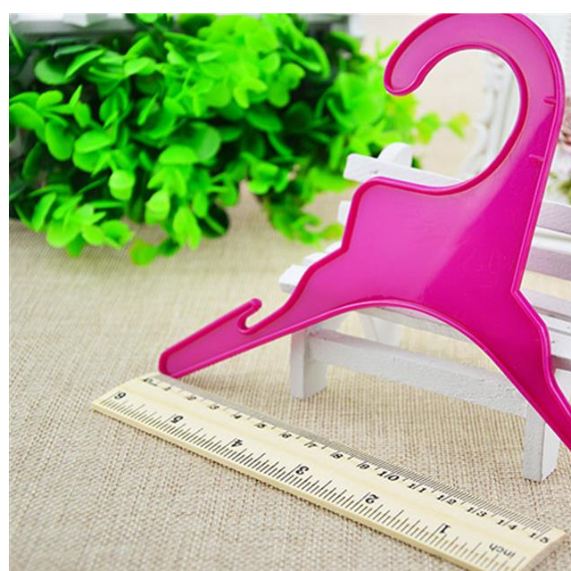 Móc treo đồ bằng nhựa thân thiện với môi trường