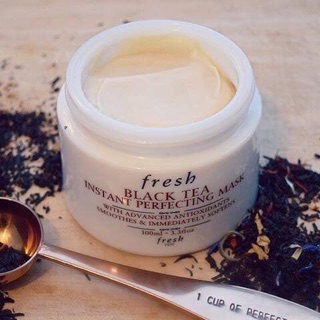 MẶT NẠ FRESH BLACK TEA INSTANT PERFECTING