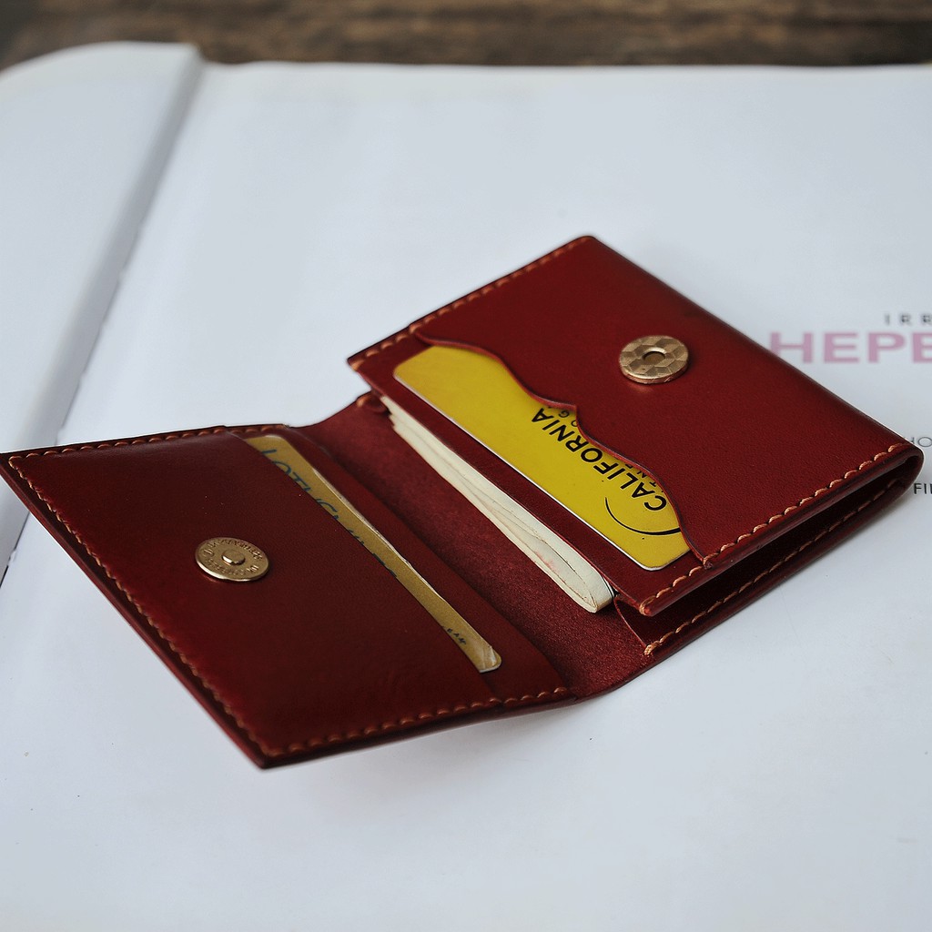 Ví đựng thẻ da bò cao cấp - Ví da bò nhập khẩu-Chi tiết được làm tỉ mỉ, cẩn thận bởi thợ thủ công lành nghề.