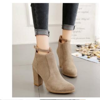 giày boot cổ ngắn đế thấp