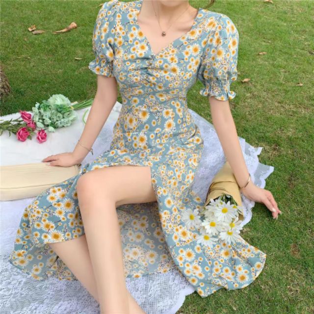 [GÍA HỦY DIỆT 8.8 ]váy hoa cúc trắng xẻ tà màu xanh | BigBuy360 - bigbuy360.vn