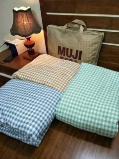 Chăn hè muji