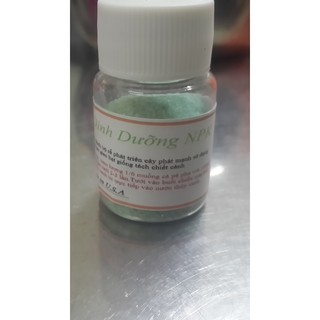 Lọ dinh dưỡng NPK chăm sóc cho cây
